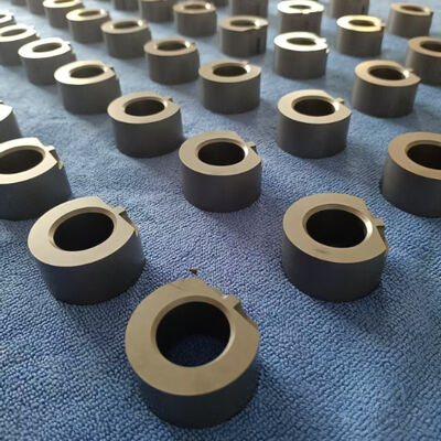 Customized Size Silicon Carbide Sliding Bearing with 1650℃ Max Temperature and Corrosion Resistance for Harsh Environments